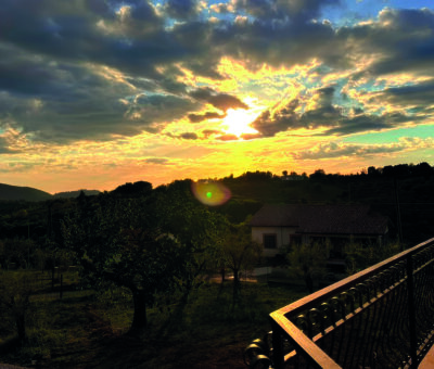 Panorama dal balcone al tramonto