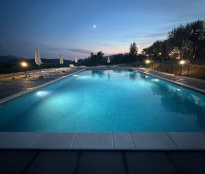 Piscina di sera